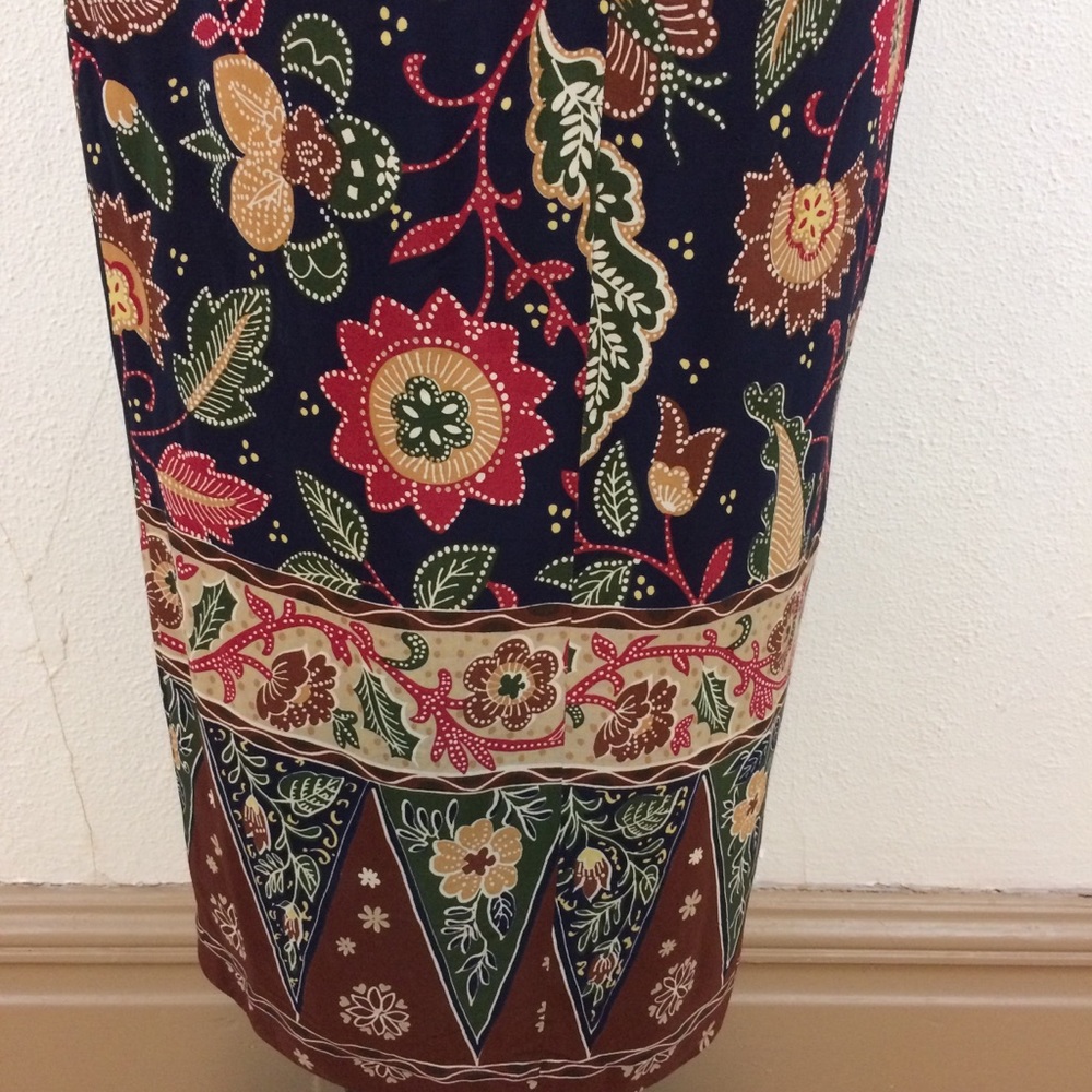 Maggie London Sleeveless Wrap Dress - Picture 6 of 8